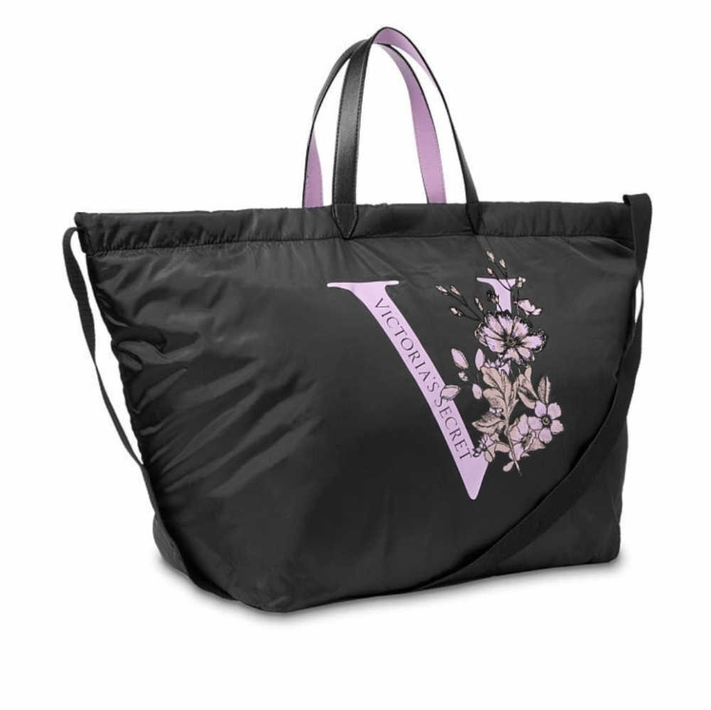 Victoria's Secret Extra Large Tote  black black and pink lightweight zipper